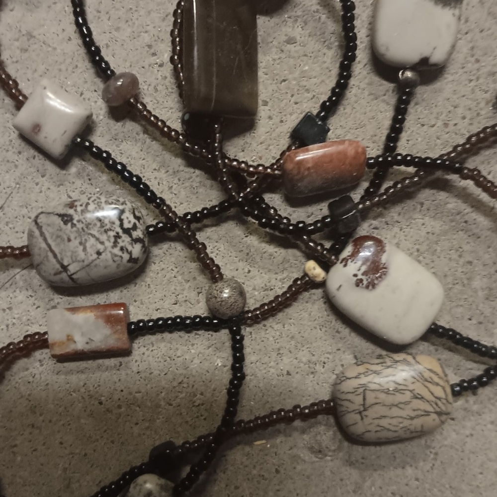 22" Beaded, Hand Crafted Earthtoned Necklace With "Station" Stones *Vintage*